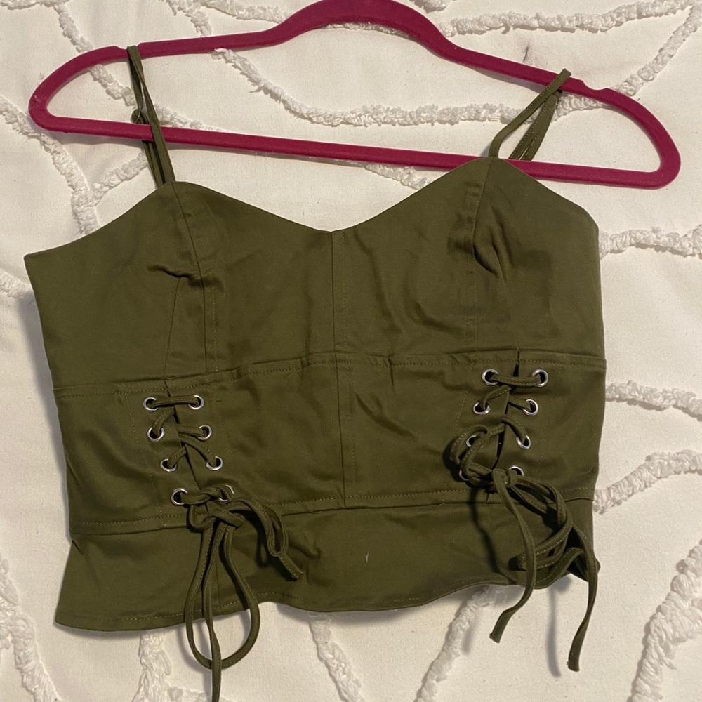 Superdown army green top